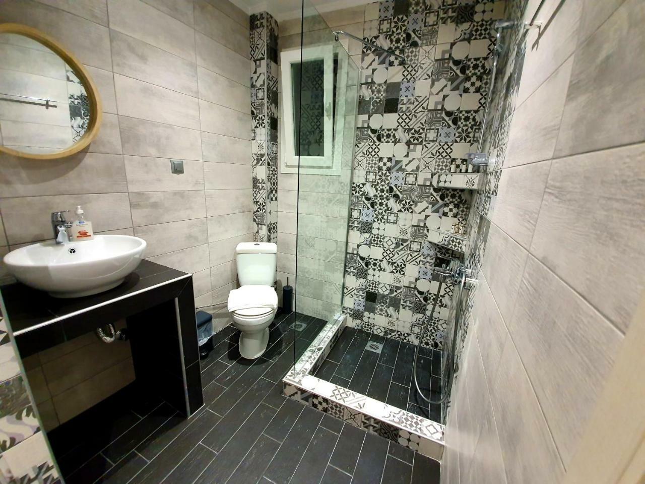 Cosmopolitan, Nilie Hospitality Mgmt Apartment Солун Екстериор снимка